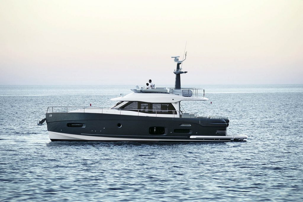 YACHT 057