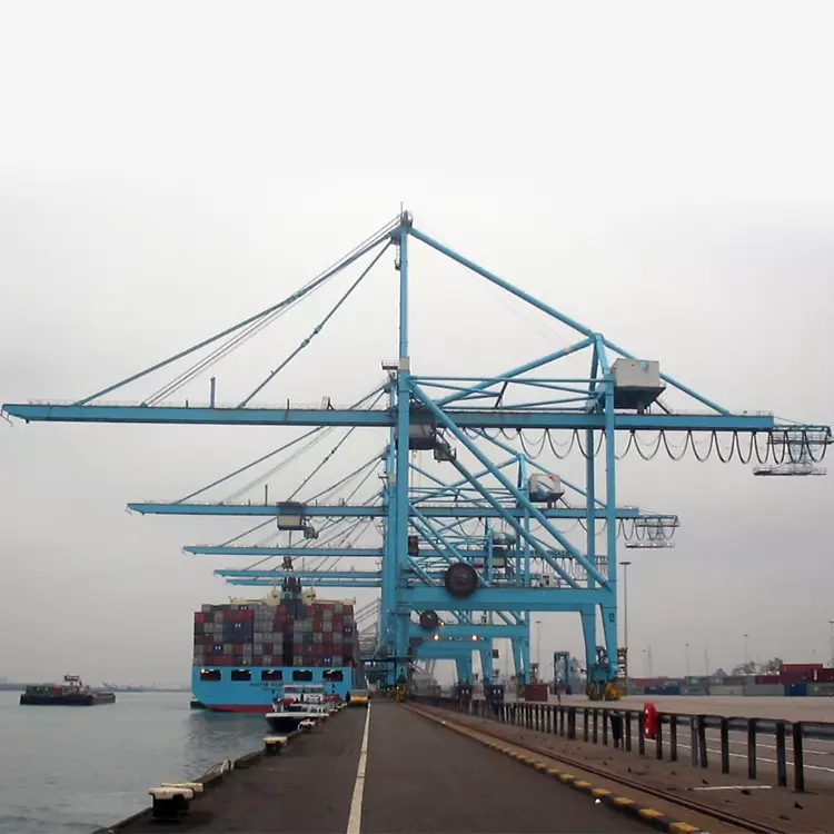 CONTAINER CRANE 0001