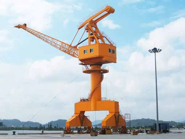 PORTAL CRANE 0002