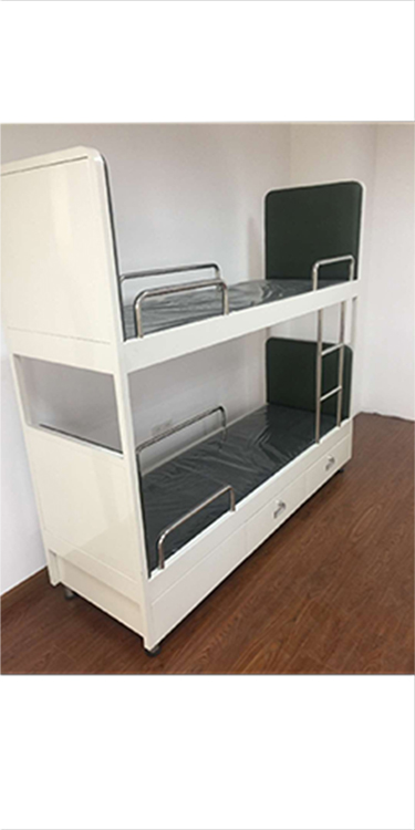 OUTFITTING EQUIPMENT 0098