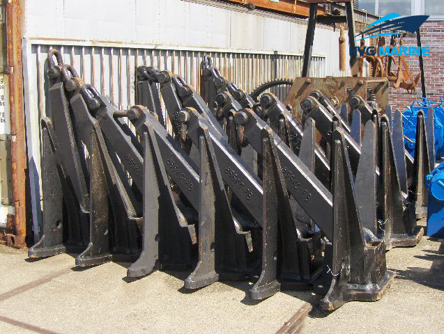 MOORING EQUIPMENT 0290