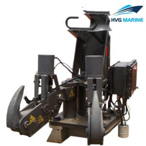 MOORING EQUIPMENT 0315