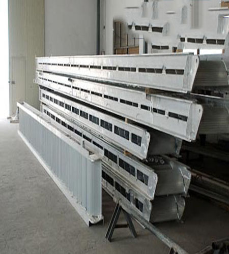 OUTFITTING EQUIPMENT 0173