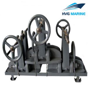 MOORING EQUIPMENT 0093
