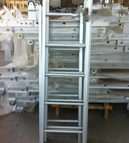 OUTFITTING EQUIPMENT 0144