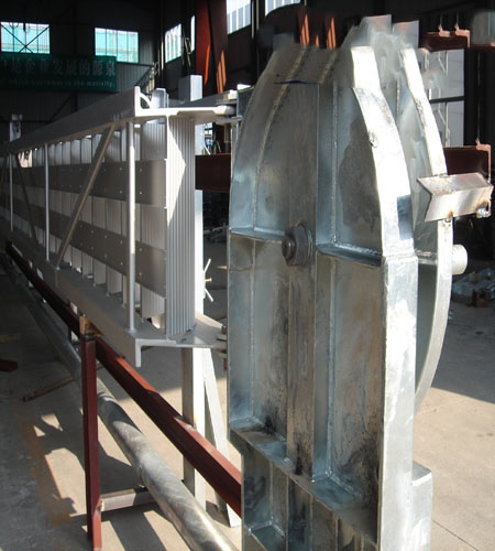 OUTFITTING EQUIPMENT 0158