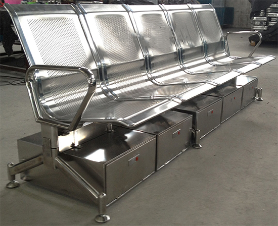 OUTFITTING EQUIPMENT 0263