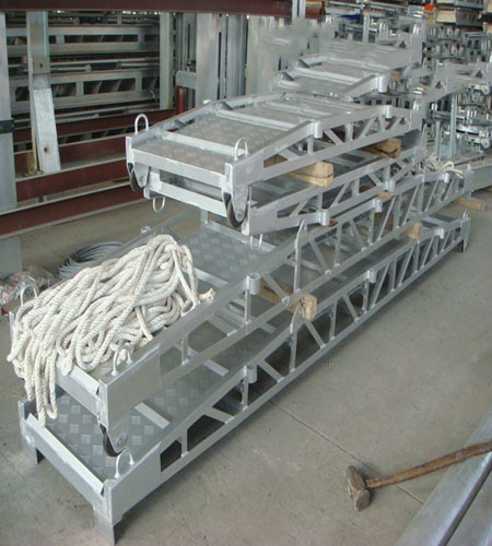 OUTFITTING EQUIPMENT 0144