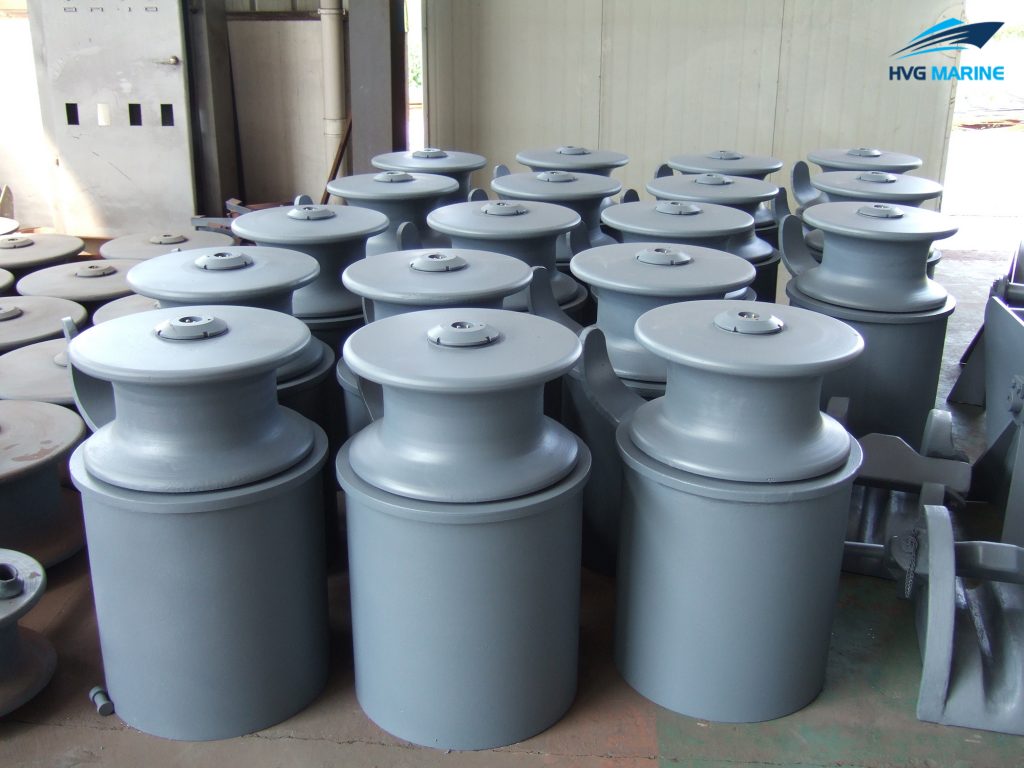 MOORING EQUIPMENT 0137