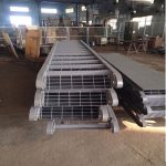 OUTFITTING EQUIPMENT 0294