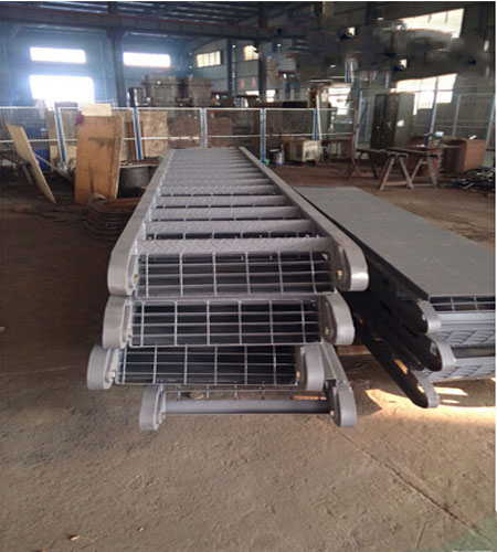 OUTFITTING EQUIPMENT 0294