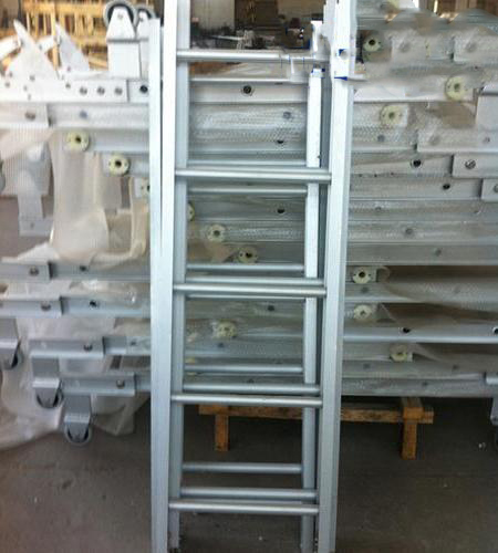 OUTFITTING EQUIPMENT 0390