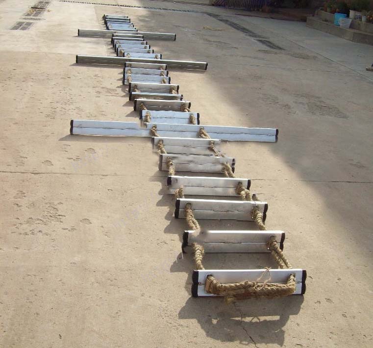 OUTFITTING EQUIPMENT 0398