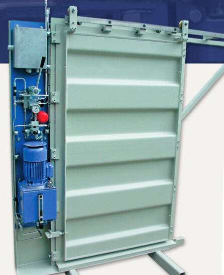OUTFITTING EQUIPMENT 0308